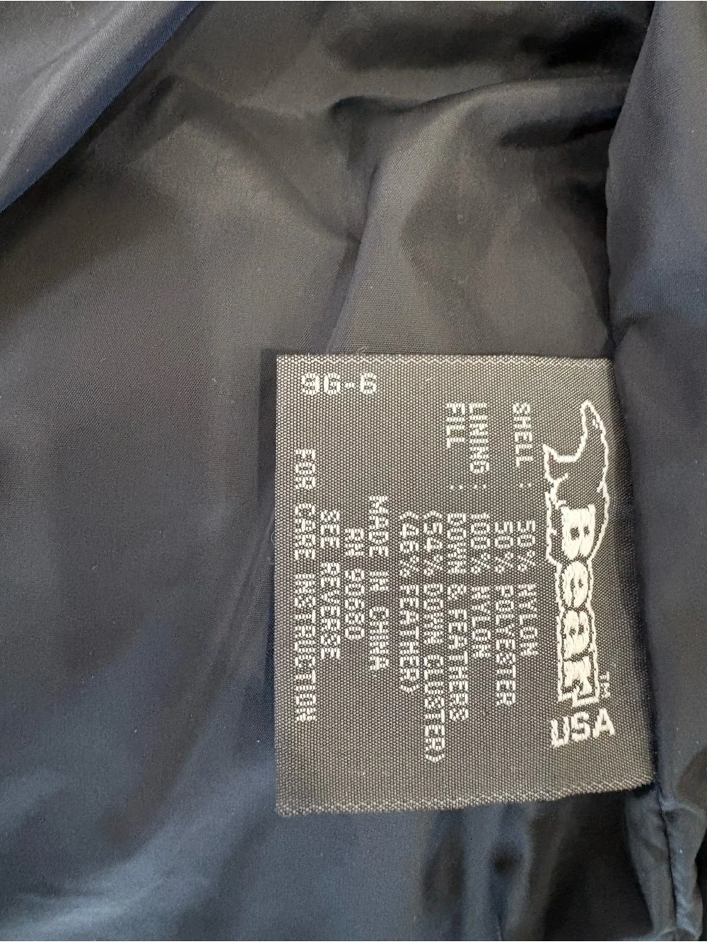 Vtg Bear USA Silver Satin Puffer Jacket (M) - Picture 8 of 10